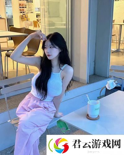 草莓香蕉菠萝蜜丝瓜怎么做-网友：这绝对是夏季必试的清爽美味！