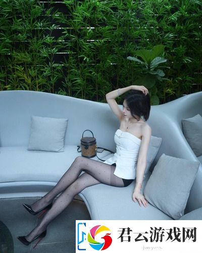 免费网站在线观看人数第一集：探索未知的奇幻旅程，开启你的影视新体验！