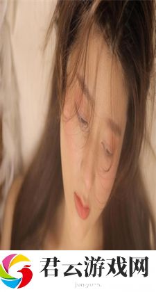 日本MV与欧美MV的区别：色彩与构图的差异