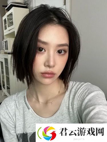 解锁免费高清大片ae特效教程-网友：轻松玩转特效-创作不再难！