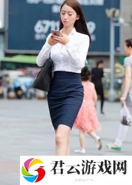 追寻青春的甜蜜时光——关于“小小水蜜桃3[电视剧]”的深度解读