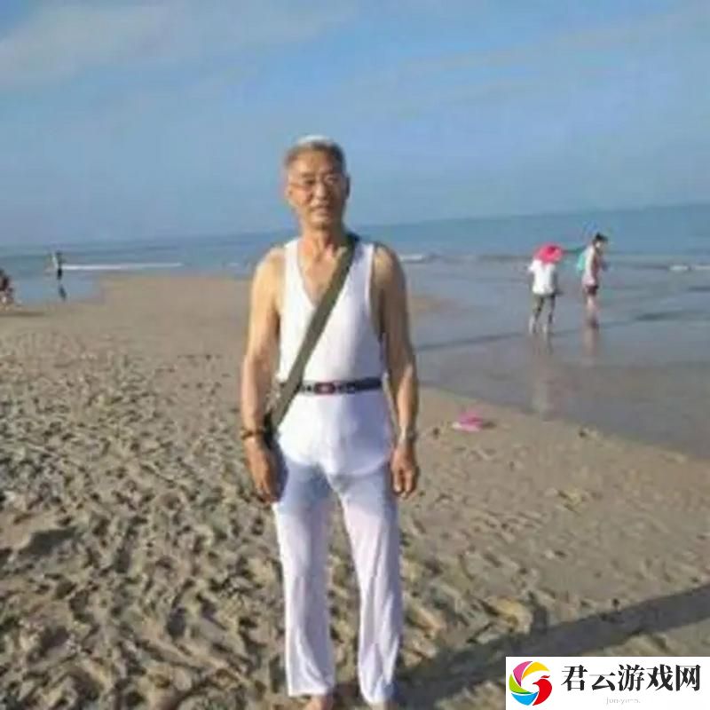 探索“doddy中国同性老头”的生活与文化
