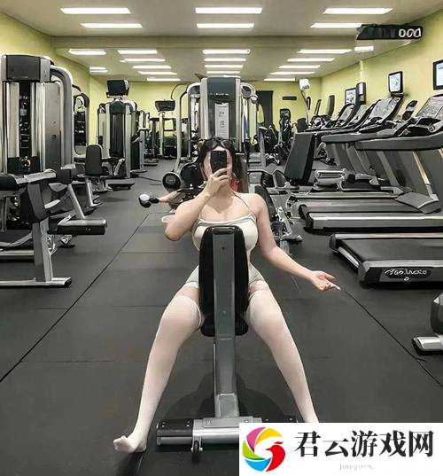 白丝美女激情啪啪啪：探索未知的刺激世界