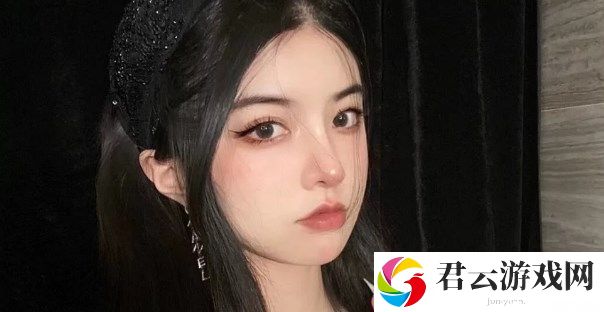 INS超A禁欲系纯欲风性感真人女头图片
