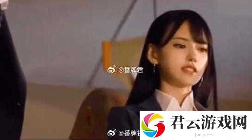八卦海ABW-311执行官观看体验：深度解析与观众反馈，揭秘幕后故事与精彩看点