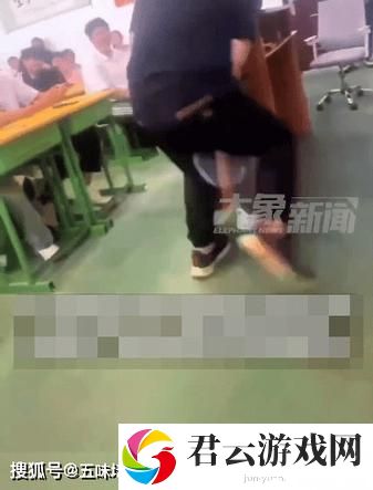 决定权与青春的碰撞：抢体育课被捅鸡了一节课