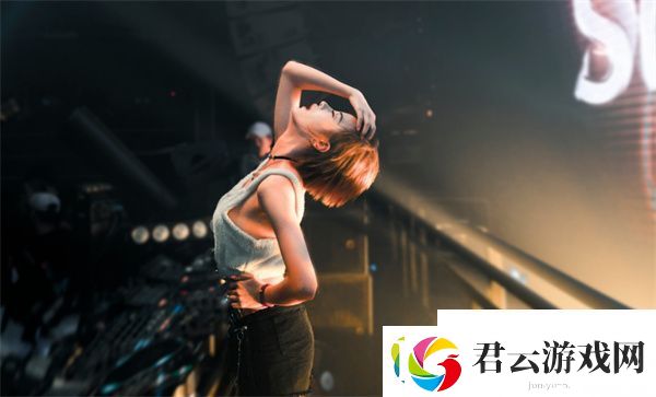 宝宝躺着的时候双腿往上翘：-为什么该怎么办诺布攻略