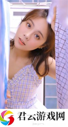 公翁的大龟挺进秀婷苏玥：揭示人与自然间的独特关系