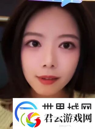 LPL女主持骆歆曝光收入