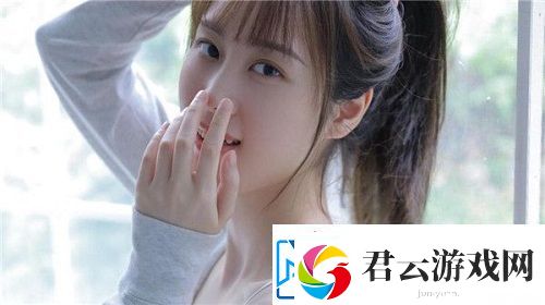 草莓香蕉榴莲丝瓜18岁可以吃吗-友感叹：低热量与高营养兼备-助力青春成长!
