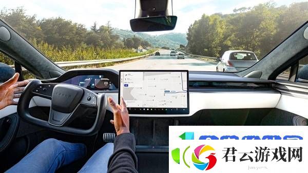 特斯拉FSD领跑自动驾驶：算力超国产车企总和-算法领先国内1.5载