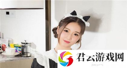 今夜就让我狠狠地想你歌词，深夜里的心痛与深情