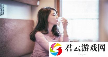 美式1984雪莉一家，一个普通家庭的觉醒与反抗