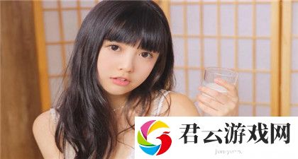 欧美致敬很多经典的黑白mv，那些永远定格的瞬间