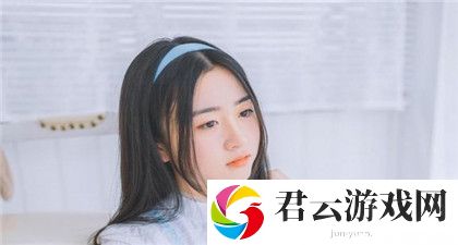 坏人手撕衣服视频，背后真相令人毛骨悚然